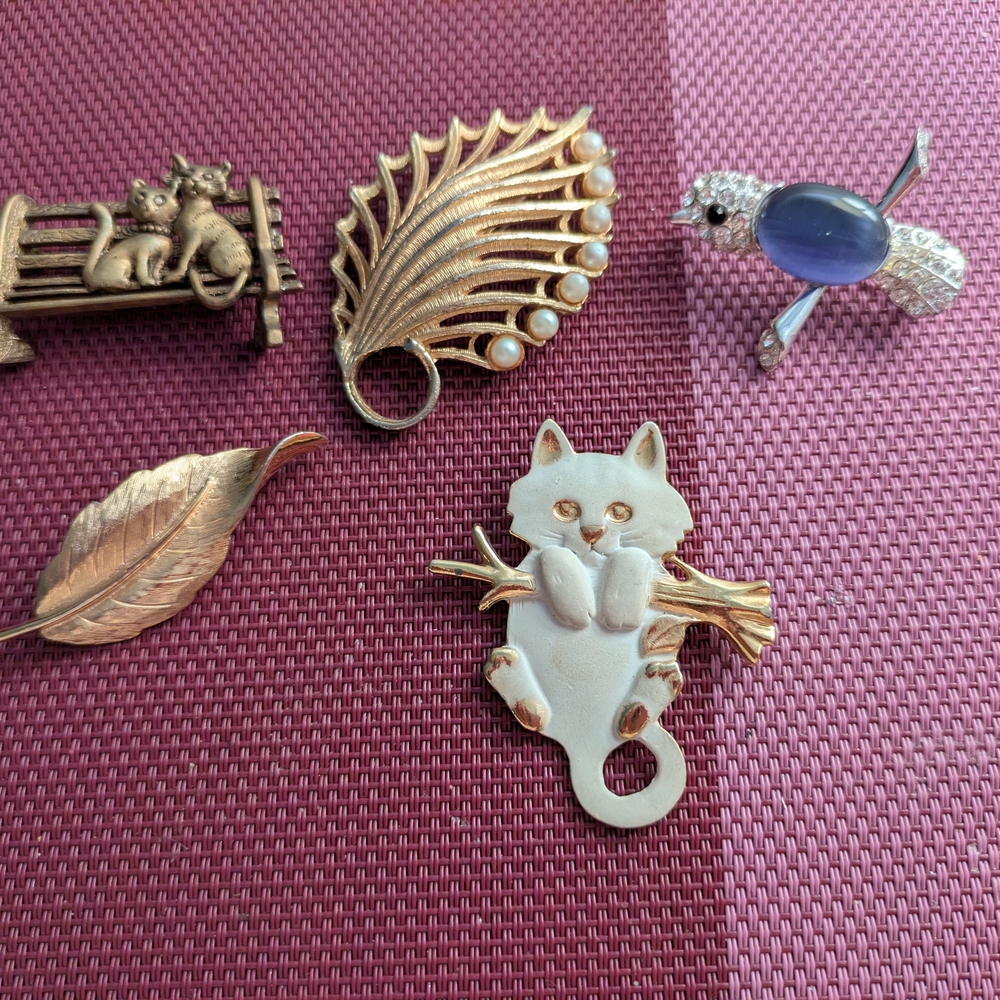 Gold and White Cat Brooch